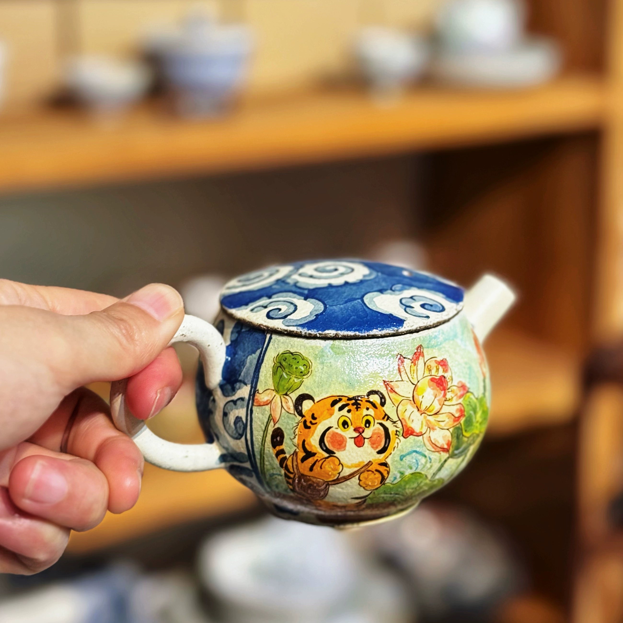 Jingdezhen underglaze colorful hand-painted purple sand/clay cover bowl treasure bottle cover