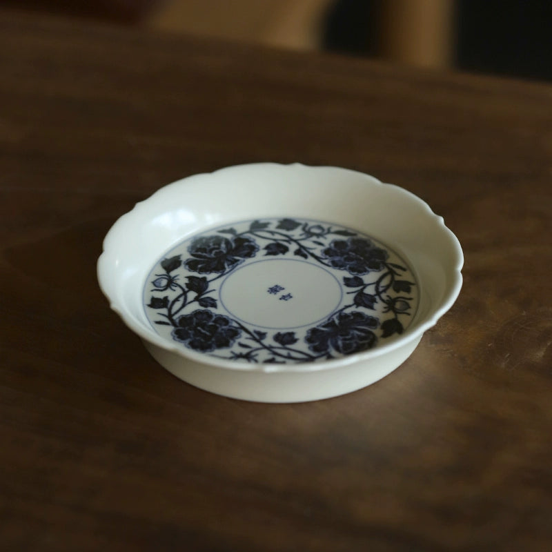 Hand-painted blue and white porcelain small-capacity ceramic tea bowl
