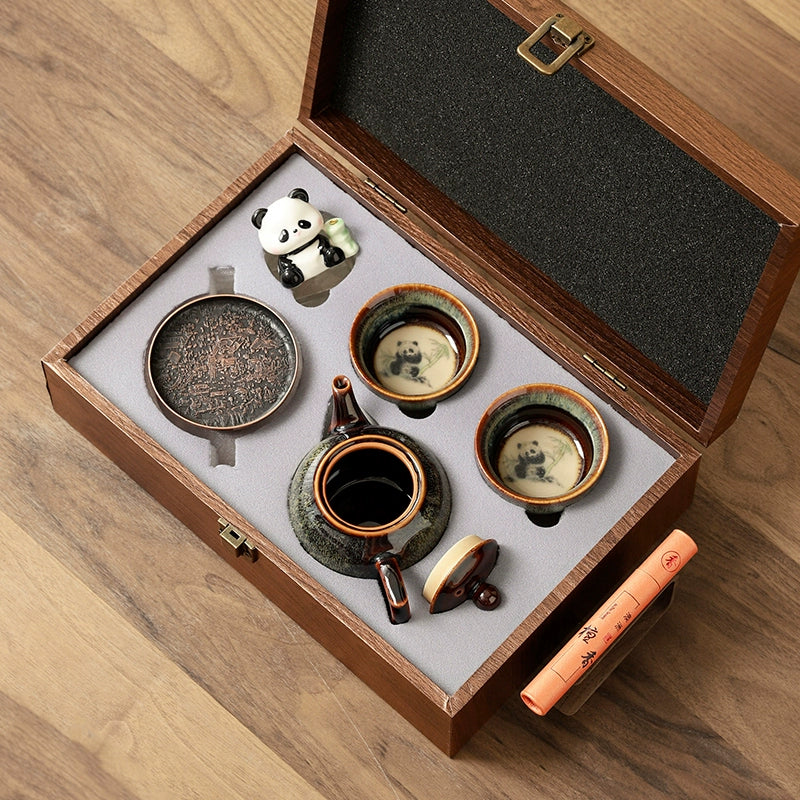 Panda Wenchuang Tea Set Gift Box with Hand Gift