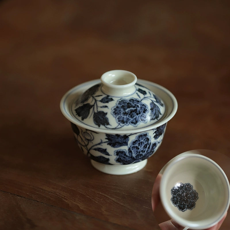 Hand-painted blue and white porcelain small-capacity ceramic tea bowl