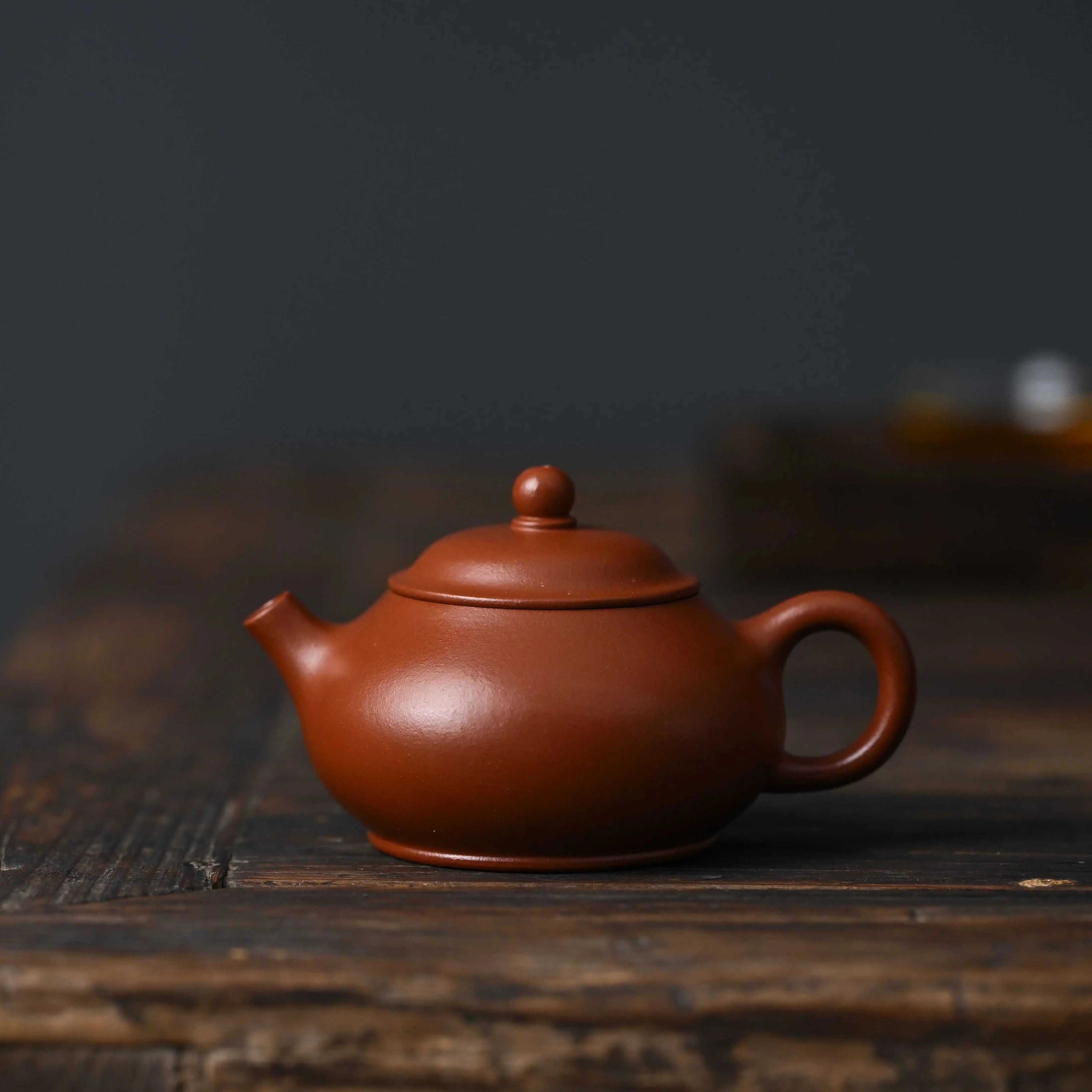 Yixing purple clay pot with zero addition of raw ore