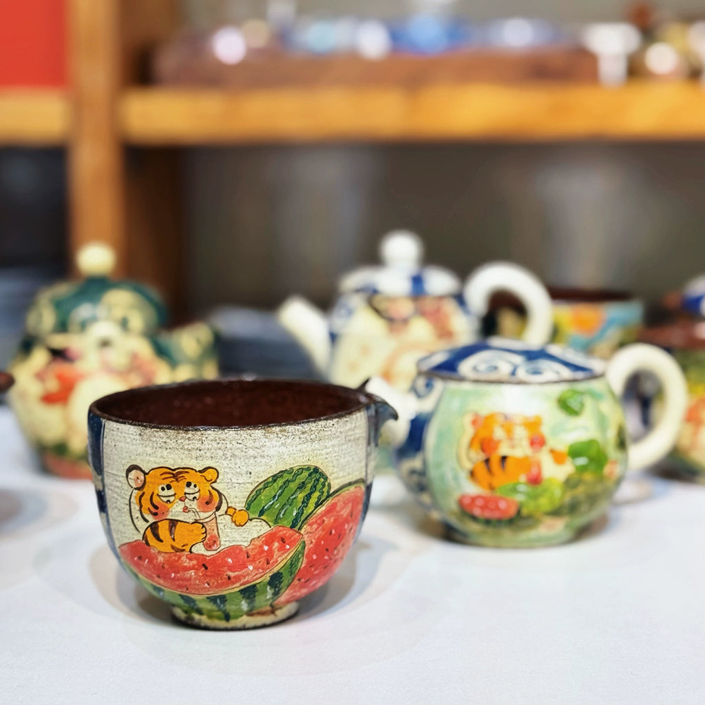 Jingdezhen underglaze colorful hand-painted purple sand/clay cover bowl treasure bottle cover