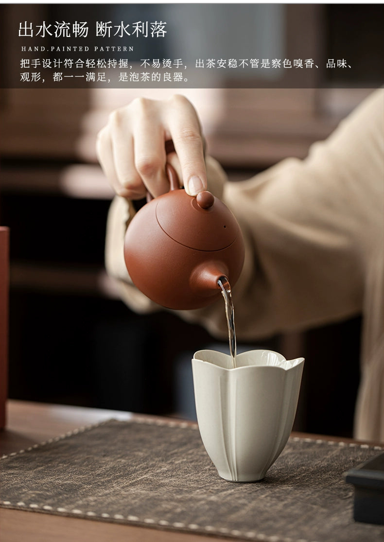 Yixing pure handmade purple clay pot small capacity teapot